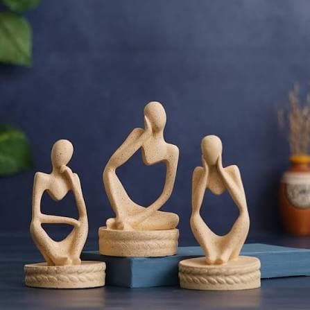 Figurines